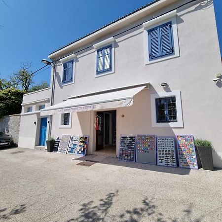 Narcis Central Apartment With Sea & City Views Veli Lošinj Buitenkant foto