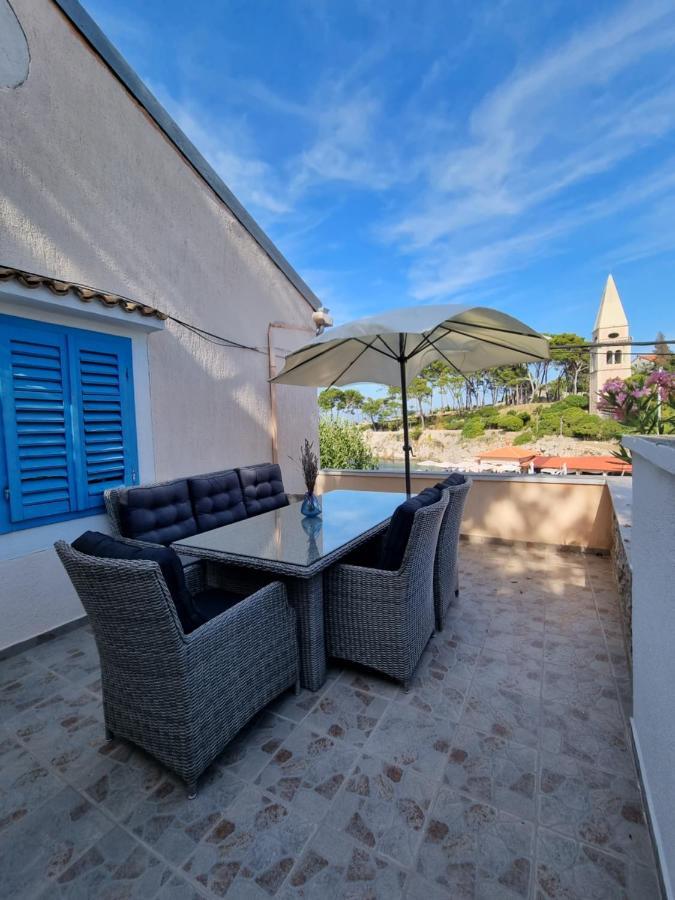 Narcis Central Apartment With Sea & City Views Veli Lošinj Buitenkant foto