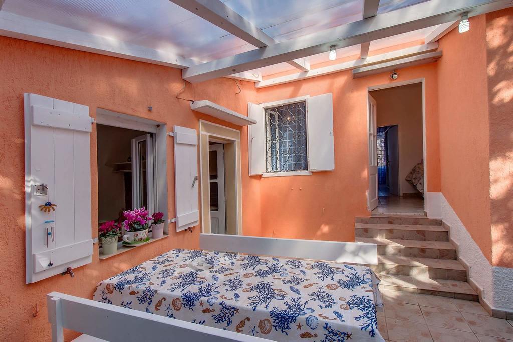 Narcis Central Apartment With Sea & City Views Veli Lošinj Buitenkant foto