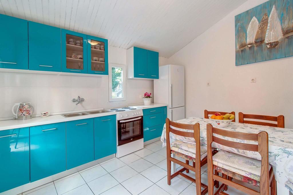 Narcis Central Apartment With Sea & City Views Veli Lošinj Buitenkant foto