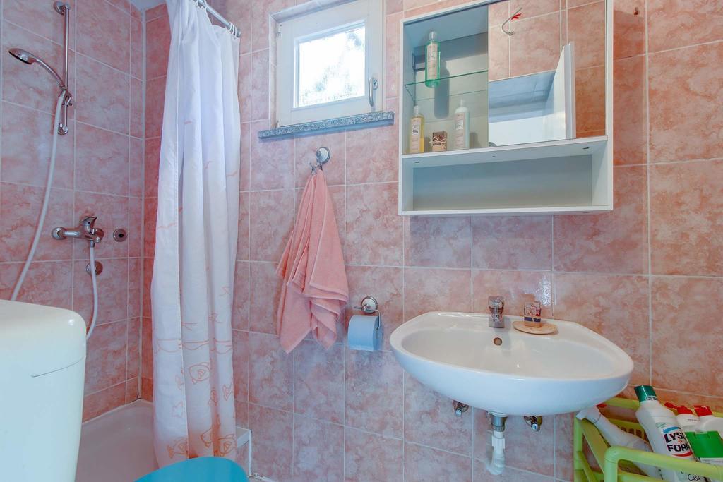 Narcis Central Apartment With Sea & City Views Veli Lošinj Buitenkant foto