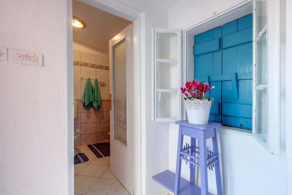 Narcis Central Apartment With Sea & City Views Veli Lošinj Buitenkant foto