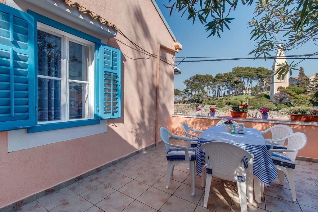 Narcis Central Apartment With Sea & City Views Veli Lošinj Buitenkant foto